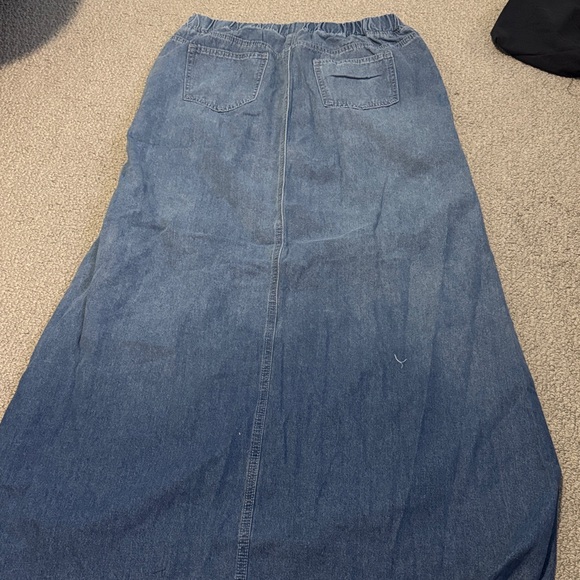 Denim Maxi Skirt - Picture 2 of 4